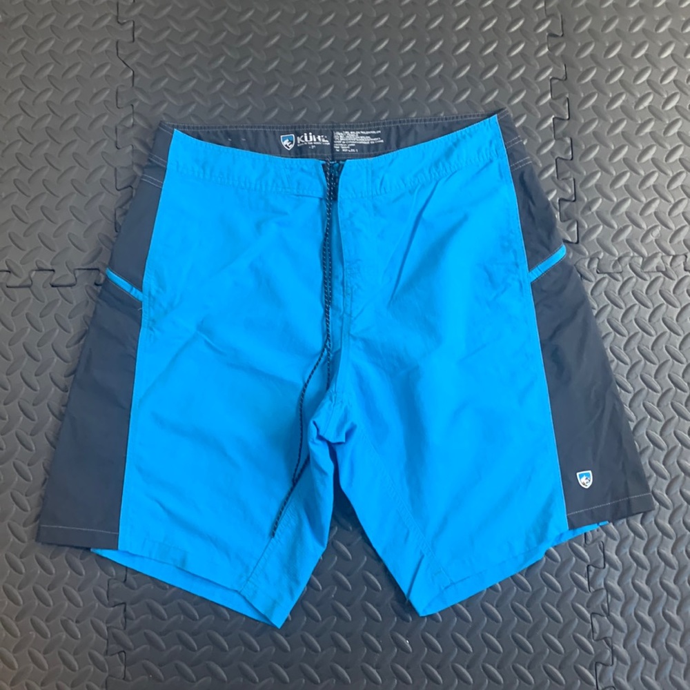 KÜHL Men’s swim Trunk size 34